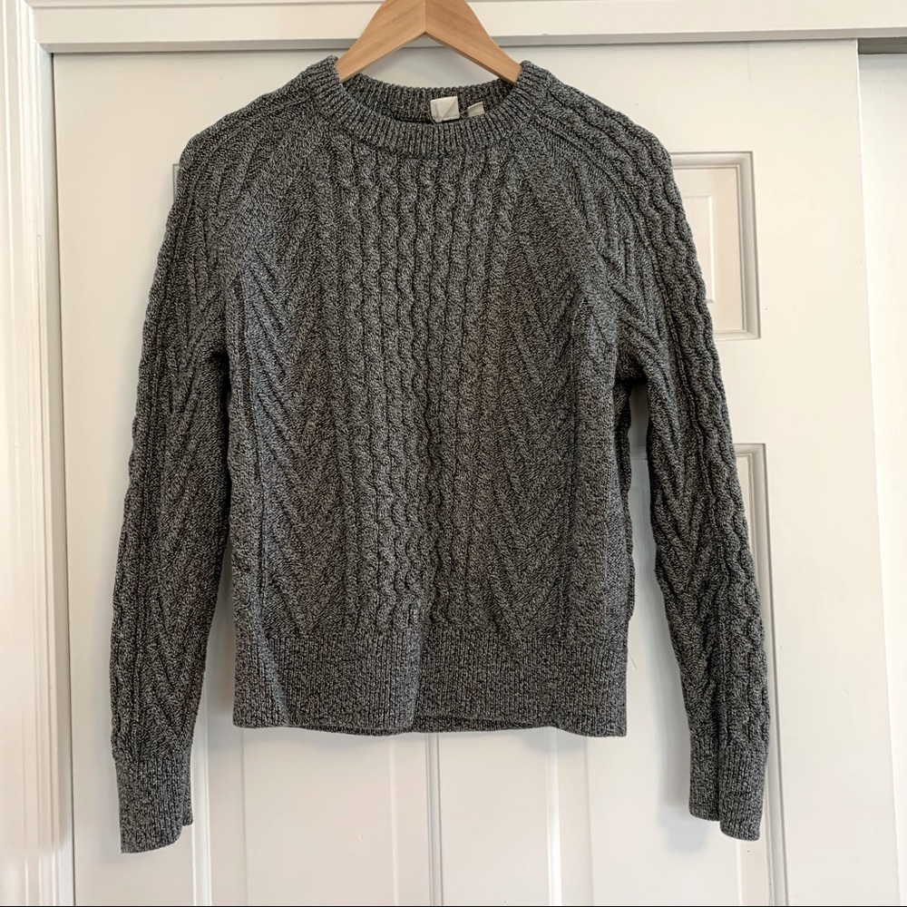 Gap gray cable knit sweater